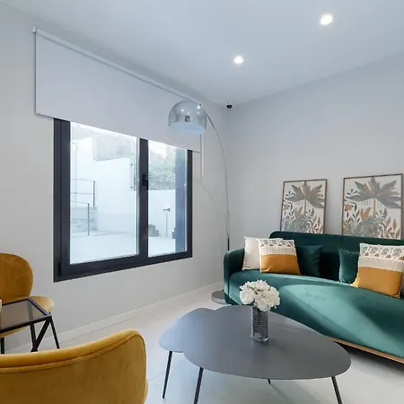 Elegante Y Luminoso En - Apto 3 By Apartman *