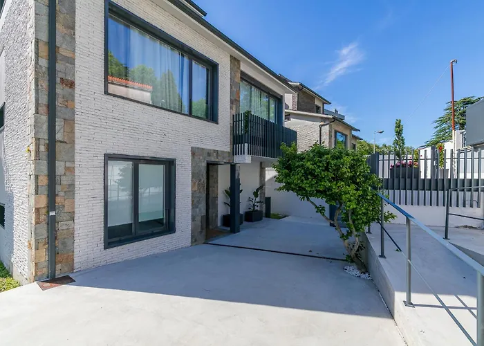 Elegante Y Luminoso En - Apto 3 By Apartmán Vigo